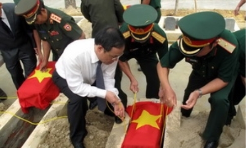 Truy điệu 30 hài cốt liệt sỹ Việt Nam hy sinh ở Lào